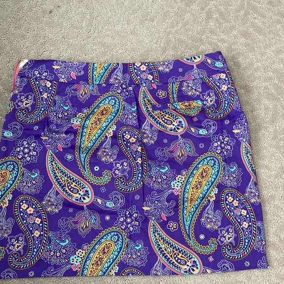 Loudmouth paisley skort. Like new condition. Size 14. - Picture 2 of 3